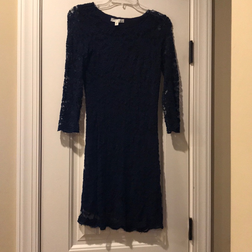 alythea size M navy lace dress